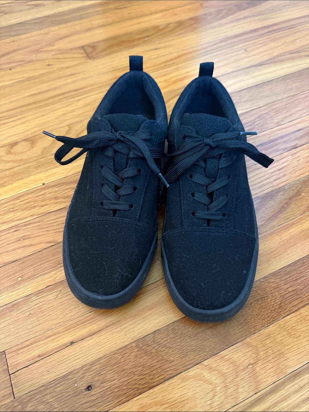 Art Class Kid’s  Black Casual Lace-Up Sneakers Size 4